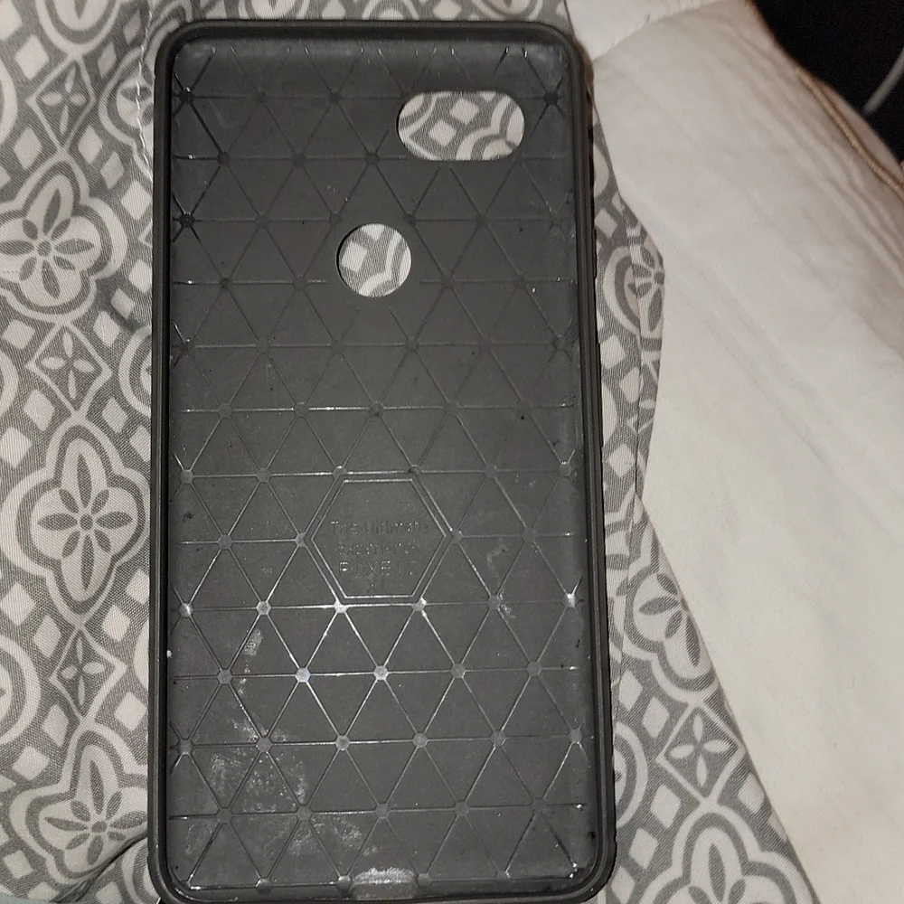 Galaxy Pixel 2 XL excellent condition with case - Unlocked